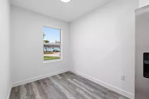 9275 Anita Ave, Englewood, FL 34224 - Photo 11