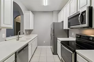 1351 Venezia Ct, Davenport, FL 33896 - Photo 19