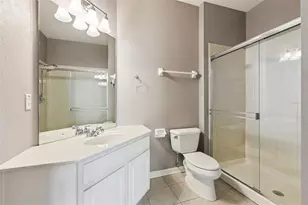 1351 Venezia Ct, Davenport, FL 33896 - Photo 11