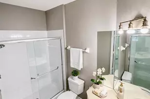3332 Robert Trent Jones Dr, Orlando, FL 32835 - Photo 25