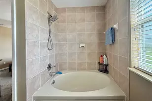 1720 Retreat View Cir, Sanford, FL 32771 - Photo 17