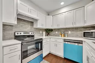1221 Elinore Dr, Orlando, FL 32808 - Photo 11