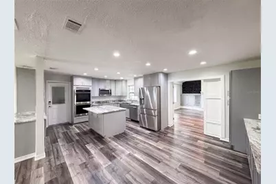 1823 Lori Lane W, Lakeland, FL 33801 - Photo 5