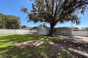 1823 Lori Ln W, Lakeland, FL 33801 - Photo 5