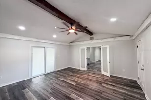 1823 Lori Ln W, Lakeland, FL 33801 - Photo 9