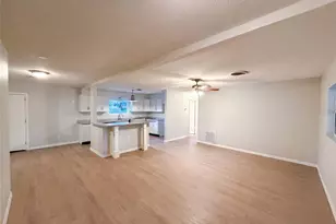 827 Dora Ave, Tavares, FL 32778 - Photo 3