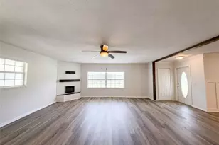 2805 105th Street E, Palmetto, FL 34221 - Photo 11