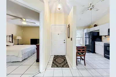 62 Lakepointe Circle, Kissimmee, FL 34743 - Photo 9