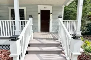 305 W 9th St, Sanford, FL 32771 - Photo 5