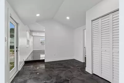 4125 Grove, Saint Petersburg, FL 33705 - Photo 37