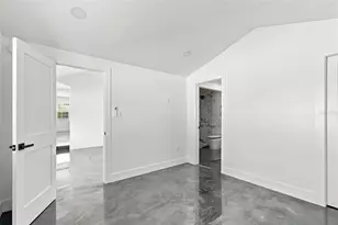 4125 Grove, Saint Petersburg, FL 33705 - Photo 11