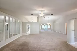 27305 Racquet Cir, Leesburg, FL 34748 - Photo 5