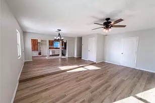 2230 Spring Hollow Dr, Orange City, FL 32763 - Photo 5