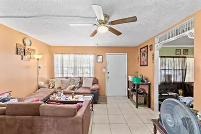 1211 Poppy Avenue, Orlando, FL 32811 - Photo 9