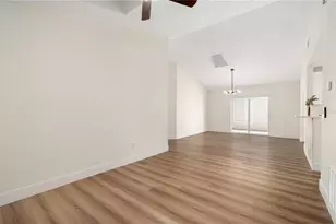 2011 Plainfield Dr, Orlando, FL 32812 - Photo 7