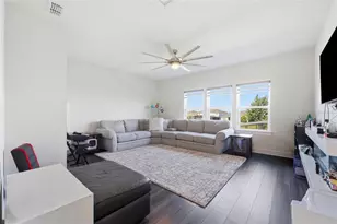 13932 Destin Bch Ln, Orlando, FL 32827 - Photo 27