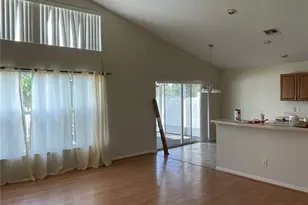 722 Windsor Estates Dr, Davenport, FL 33837 - Photo 3