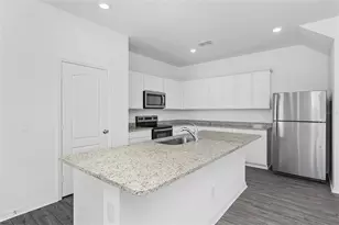 571 Bay Leaf Dr, Poinciana, FL 34759 - Photo 7