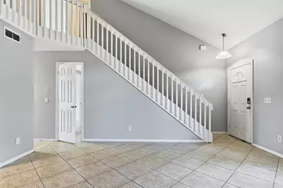 5734 Grand Canyon Drive, Orlando, FL 32810 - Photo 9