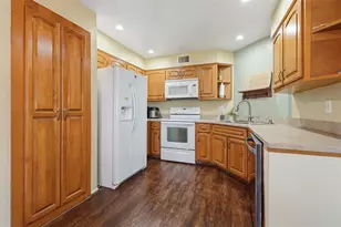 4478 Oak Arbor Cir, Orlando, FL 32808 - Photo 11