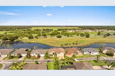622 Golf Course Parkway, Davenport, FL 33837 - Photo 47