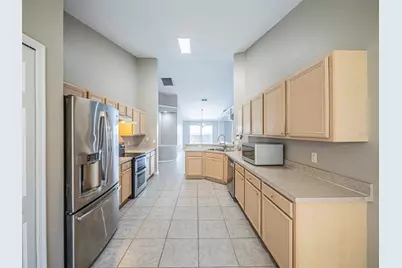 2843 Strand Circle, Oviedo, FL 32765 - Photo 9