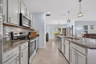 5264 Greenheart Ave, Mount Dora, FL 32757 - Photo 11