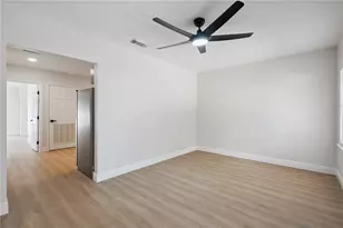 201 E Muriel St, Orlando, FL 32806 - Photo 13
