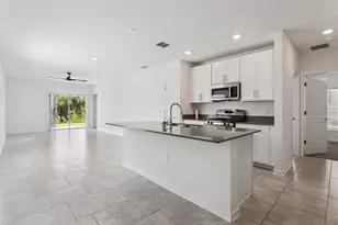 26180 Feathergrass Cir, Leesburg, FL 34748 - Photo 11