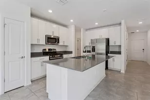 26180 Feathergrass Cir, Leesburg, FL 34748 - Photo 13