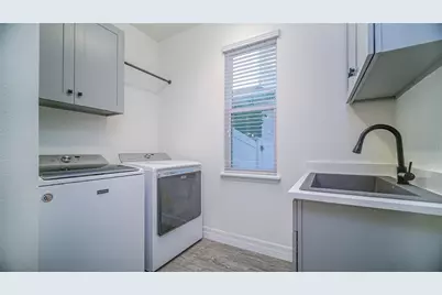 8201 Corkfield Avenue, Orlando, FL 32832 - Photo 23