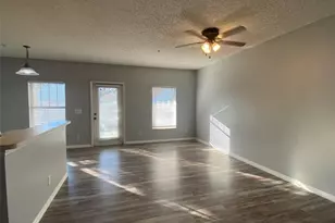 2076 Cypress Bay Blvd, Kissimmee, FL 34743 - Photo 3