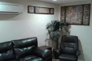 2512 Musselwhite Ave, Orlando, FL 32804 - Photo 7