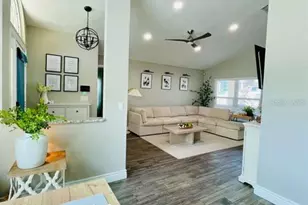 254 Loma Del Sol Dr, Davenport, FL 33896 - Photo 11