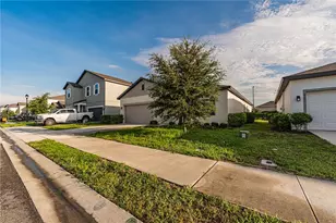 2154 Derwent Dr, Davenport, FL 33896 - Photo 3