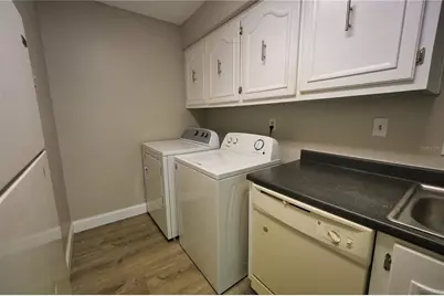 512 Orange Drive #20, Altamonte Springs, FL 32701 - Photo 9