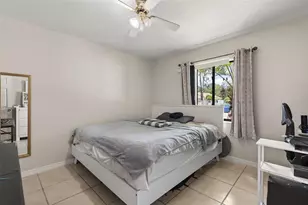 12250 Huntsman Ln, Orlando, FL 32826 - Photo 9