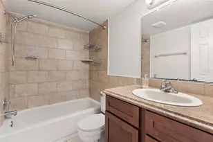 12250 Huntsman Ln, Orlando, FL 32826 - Photo 11