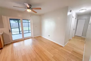 8283 86th Ave, Seminole, FL 33777 - Photo 9