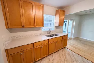 8283 86th Ave, Seminole, FL 33777 - Photo 5