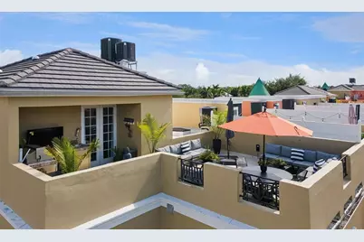 2402 Victoria Gardens Lane, Tampa, FL 33609 - Photo 51