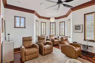 2402 Victoria Gardens Ln, Tampa, FL 33609 - Photo 27