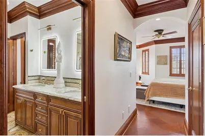 2402 Victoria Gardens Lane, Tampa, FL 33609 - Photo 33