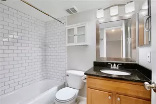 2942 Plaza Terrace Dr, Orlando, FL 32803 - Photo 13