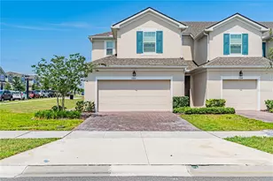 1100 Lakeshore Breeze Pl, Kissimmee, FL 34747 - Photo 1