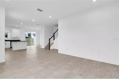 1100 Lakeshore Breeze Place, Kissimmee, FL 34747 - Photo 9