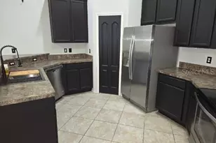 2235 Lakeridge Dr, Winter Haven, FL 33881 - Photo 5