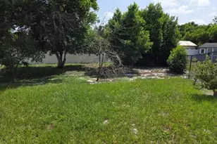 2235 Lakeridge Dr, Winter Haven, FL 33881 - Photo 19