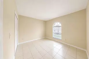 127 Titan Dr, Davenport, FL 33837 - Photo 5