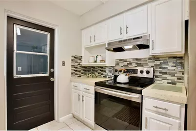 2914 Lando Lane, Orlando, FL 32806 - Photo 13